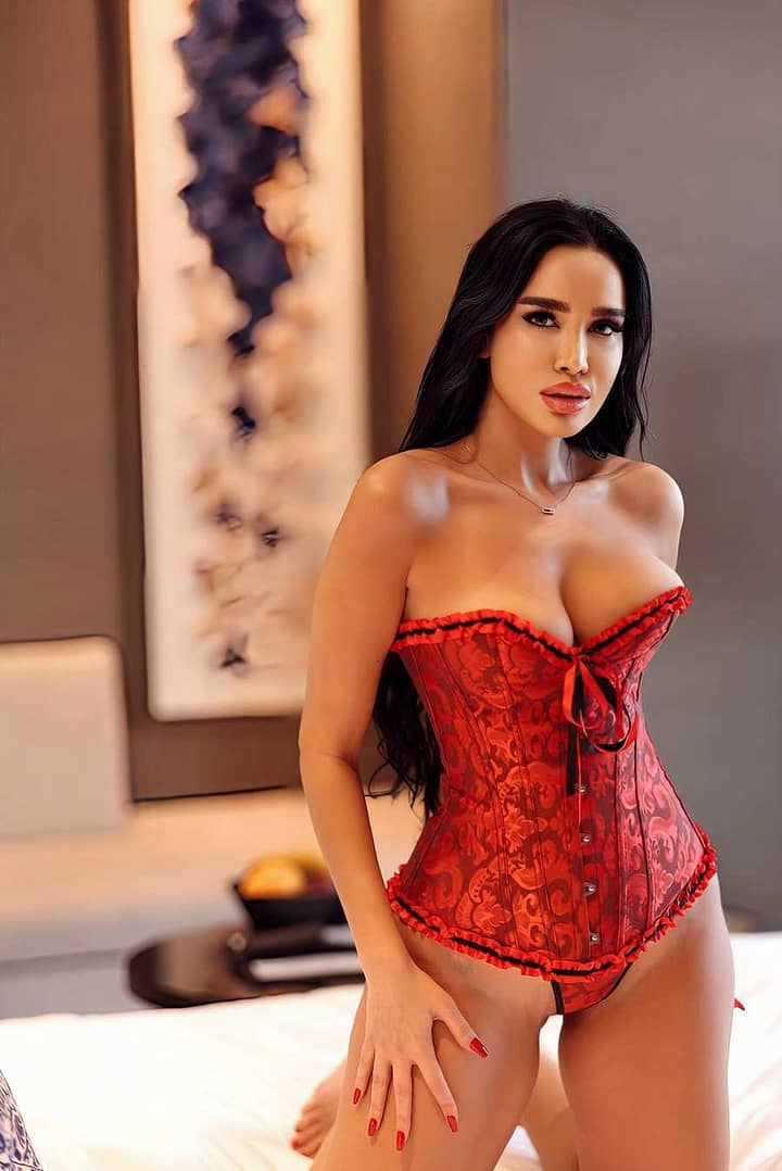 Russian Escorts in Mumbai